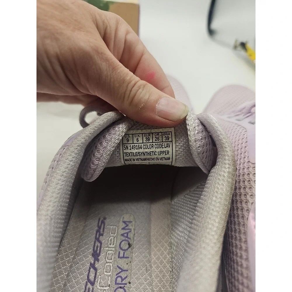 Skechers Skech Air‎ Cooled 2.0 Pretty Fancy Lavender Size 9 With Box Used